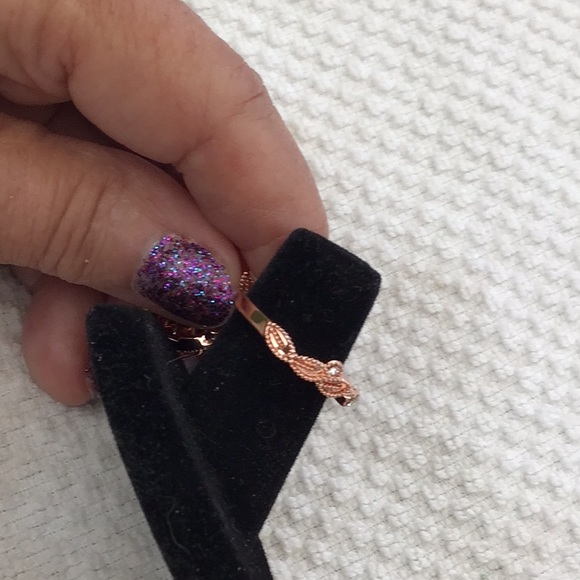 New Morganite Ring Set - Picture 8 of 9